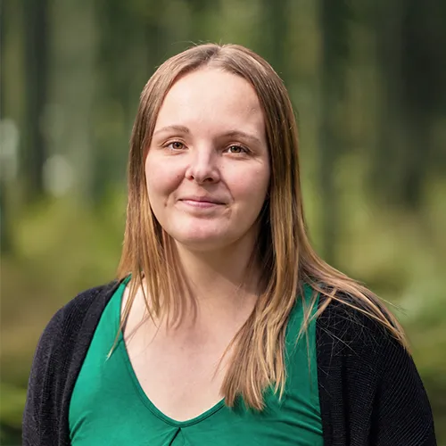 Terhi Mäki-Latikka - Palkat, kirjanpito - Tilitoimisto Mukava